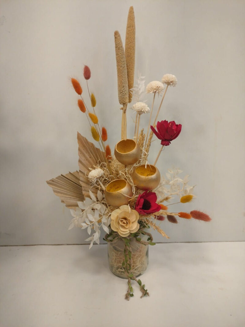 Stunner: a Dry flower arrangement in Jar Vase
