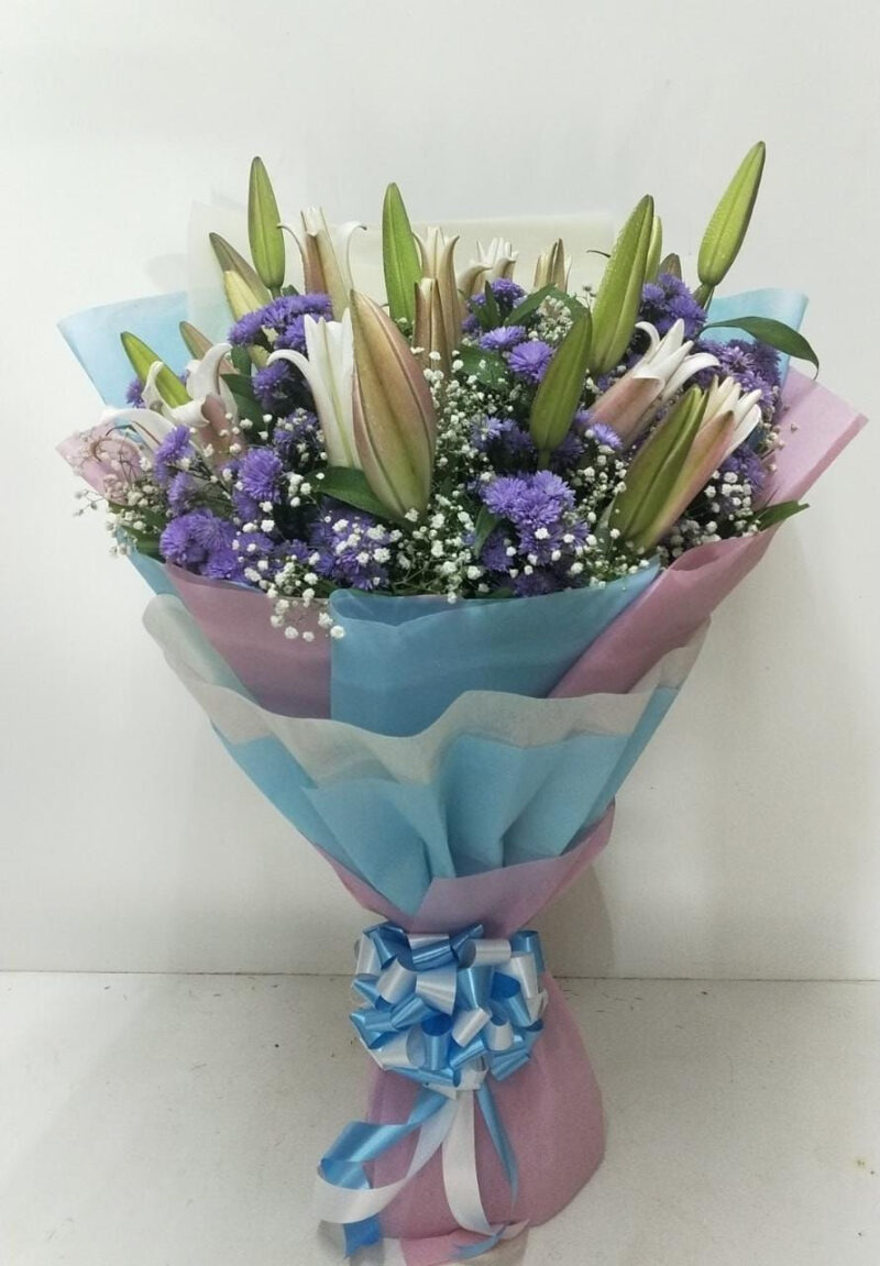 Bouquet made with Fragrant Oriental Lily and Blue Daisy